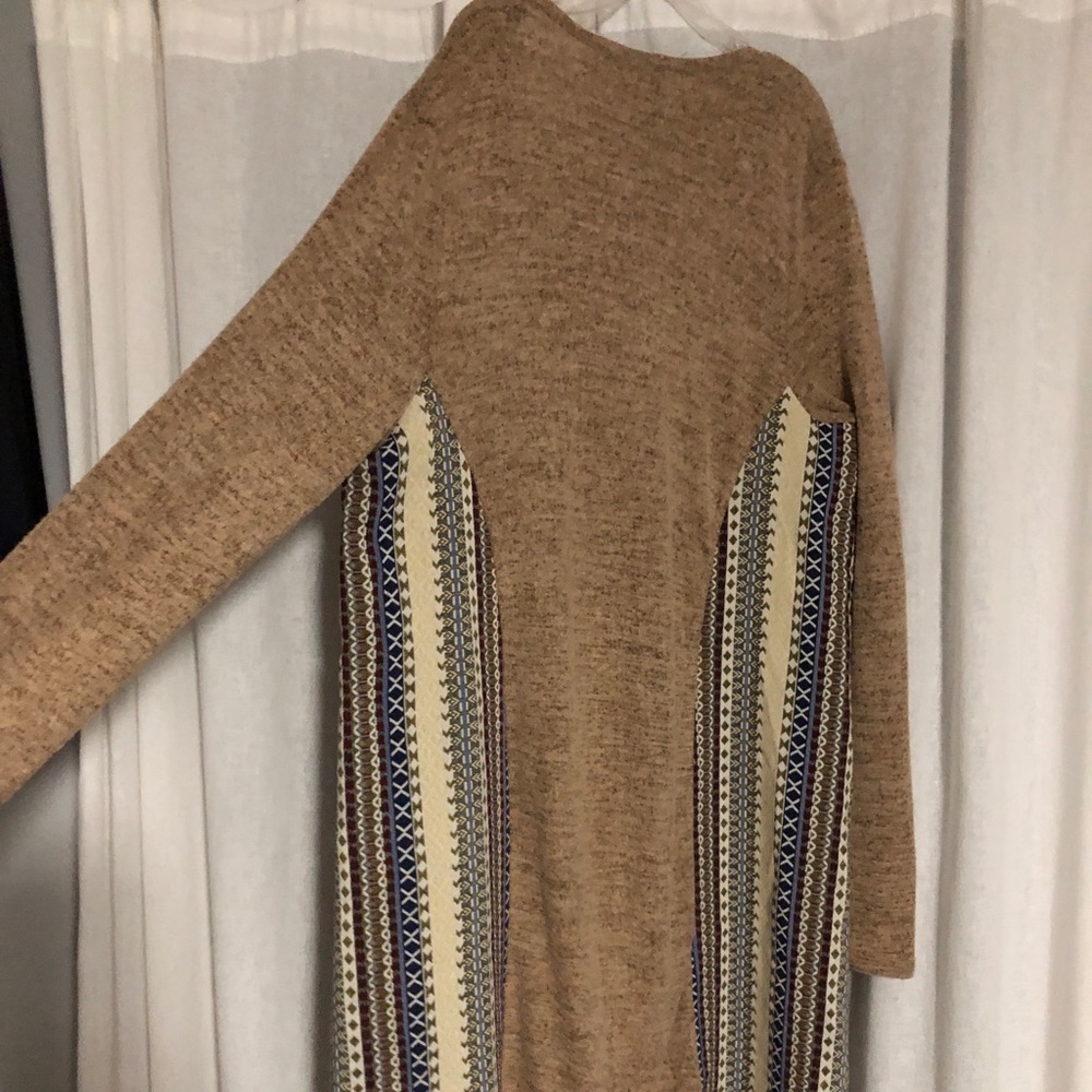 Cardigan - Picture 2 of 4